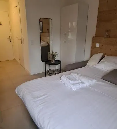 Appartement Superbe Studio Moderne à *